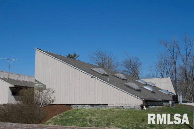1111 WALNUT Street, Carbondale, Illinois 62901, 0 , 0 ,0,Commercial Sale,For Sale,WALNUT,0,RMAEB444652