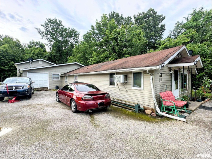 194 Villa Knoll Pase Street, Carbondale, Illinois 62901, 0 , 0 ,0,Residential Income,For Sale,Villa Knoll Pase,0,RMAEB446592