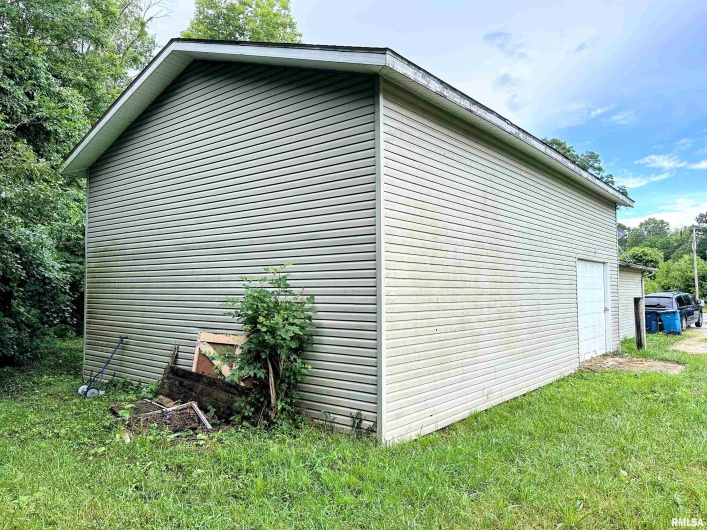 194 Villa Knoll Pase Street, Carbondale, Illinois 62901, 0 , 0 ,0,Residential Income,For Sale,Villa Knoll Pase,0,RMAEB446592