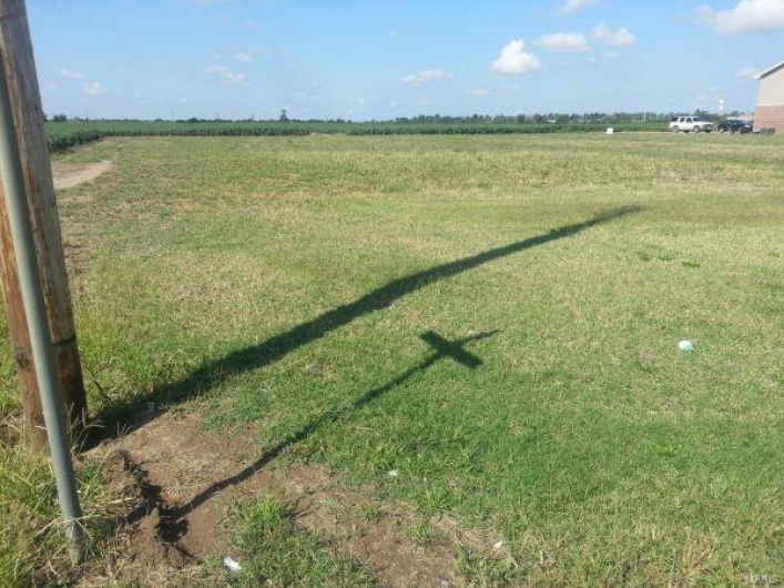 1201 Lawrence, Sikeston, Missouri 63801, ,Farm,For Sale,Lawrence,MAR22069188