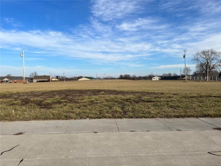 0 Redbud Court, Perryville, Missouri 63775, ,Commercial Sale,For Sale,Redbud,MAR23001699