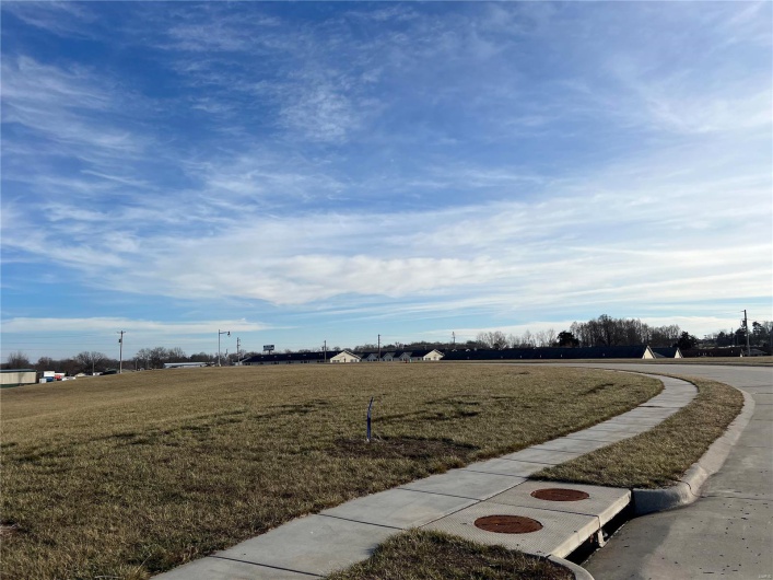 0 Redbud Court, Perryville, Missouri 63775, ,Commercial Sale,For Sale,Redbud,MAR23001699