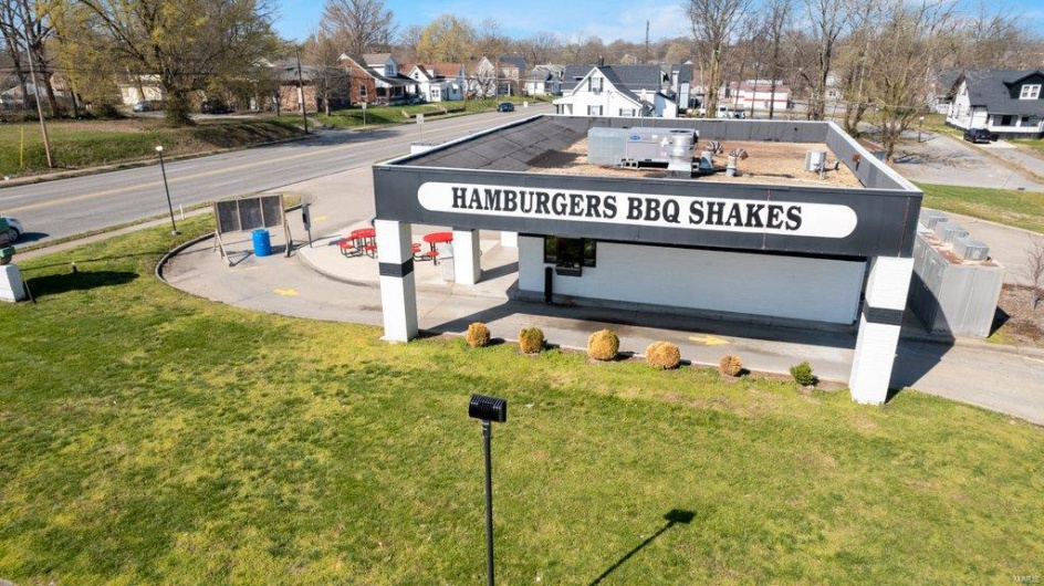 902 William Street, Cape Girardeau, Missouri 63703, ,Commercial Sale,For Sale,William,MAR23003927
