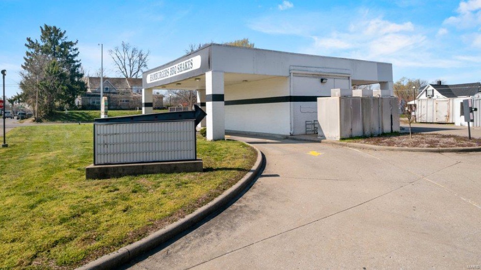 902 William Street, Cape Girardeau, Missouri 63703, ,Commercial Sale,For Sale,William,MAR23003927
