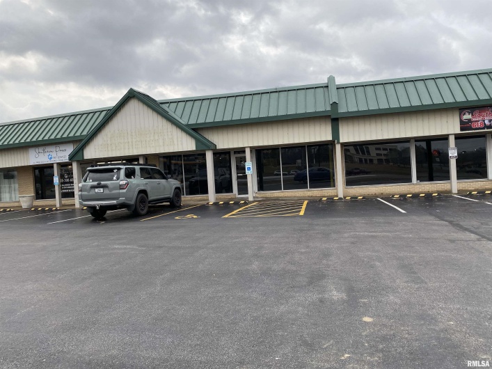 2355 Sweets Drive, Carbondale, Illinois 62901, 0 , 0 ,0,Commercial Lease,For Sale,Sweets,0,RMAEB447903