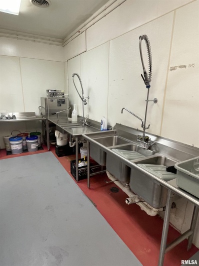 315 Forman Lane, Belknap, Illinois 62908, 0 , 0 ,0,Commercial Sale,For Sale,Forman,0,RMAEB449411