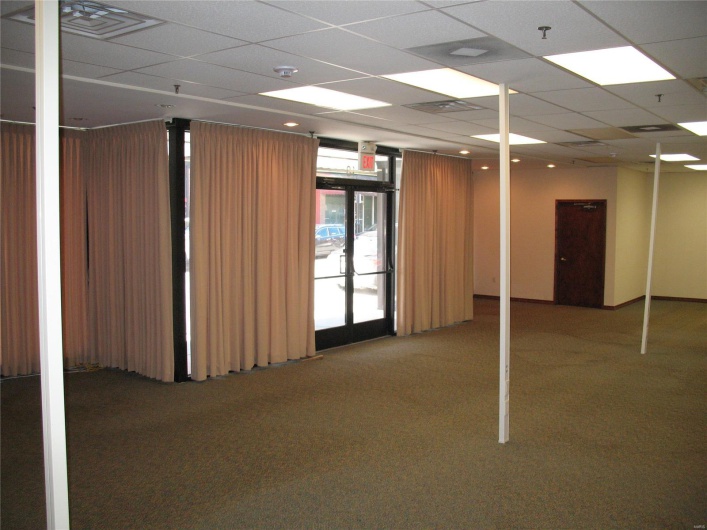 18 Main Street, Cape Girardeau, Missouri 63701, ,Commercial Sale,For Sale,Main Street,MAR23043194