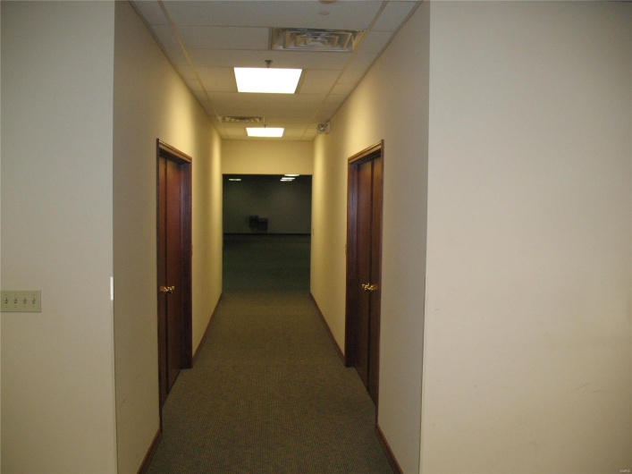 18 Main Street, Cape Girardeau, Missouri 63701, ,Commercial Sale,For Sale,Main Street,MAR23043194