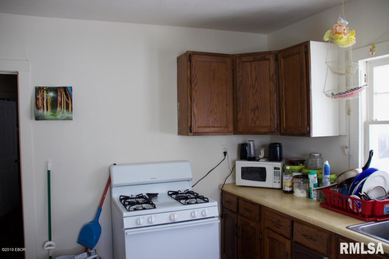 720 Carico Street, Carbondale, Illinois 62901, 2 Bedrooms Bedrooms, 0 ,1 BathroomBathrooms,Residential,For Sale,Carico,0,RMAEB449979