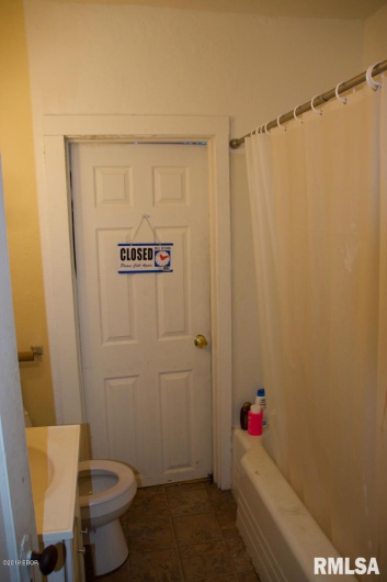 720 Carico Street, Carbondale, Illinois 62901, 2 Bedrooms Bedrooms, 0 ,1 BathroomBathrooms,Residential,For Sale,Carico,0,RMAEB449979