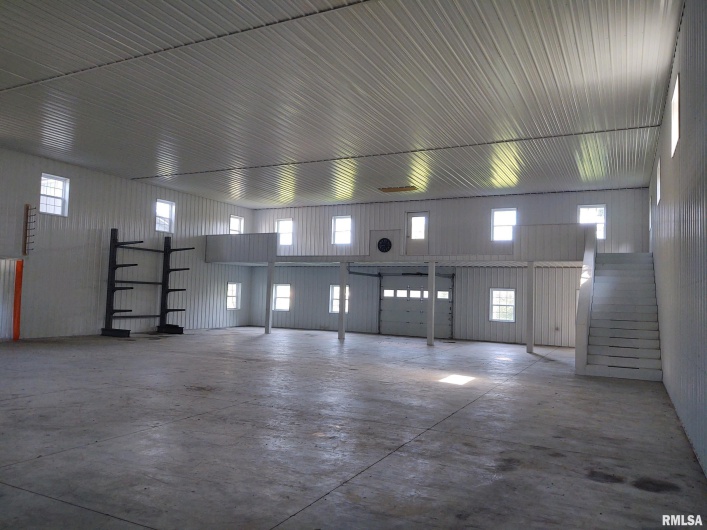 6215 Buncombe Road, Vienna, Illinois 62995, 7 Bedrooms Bedrooms, 0 ,3 BathroomsBathrooms,Residential,For Sale,Buncombe,0,RMAEB450075
