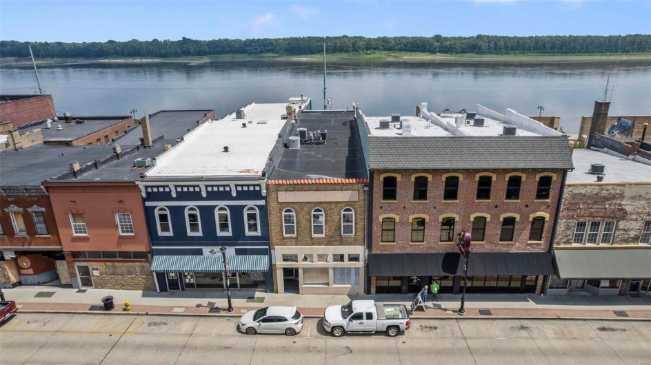 115 Water Street, Cape Girardeau, Missouri 63701, 1 Bedroom Bedrooms, 5 Rooms Rooms,1 BathroomBathrooms,Residential,For Sale,Water,MAR23050102