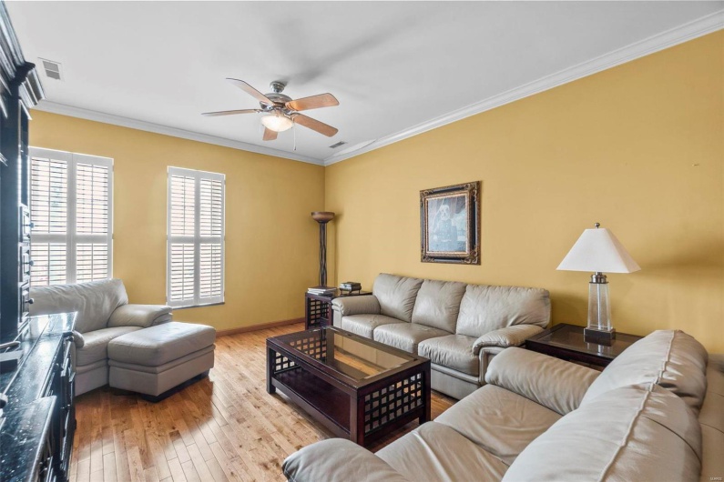 115 Water Street, Cape Girardeau, Missouri 63701, 1 Bedroom Bedrooms, 5 Rooms Rooms,1 BathroomBathrooms,Residential,For Sale,Water,MAR23050102