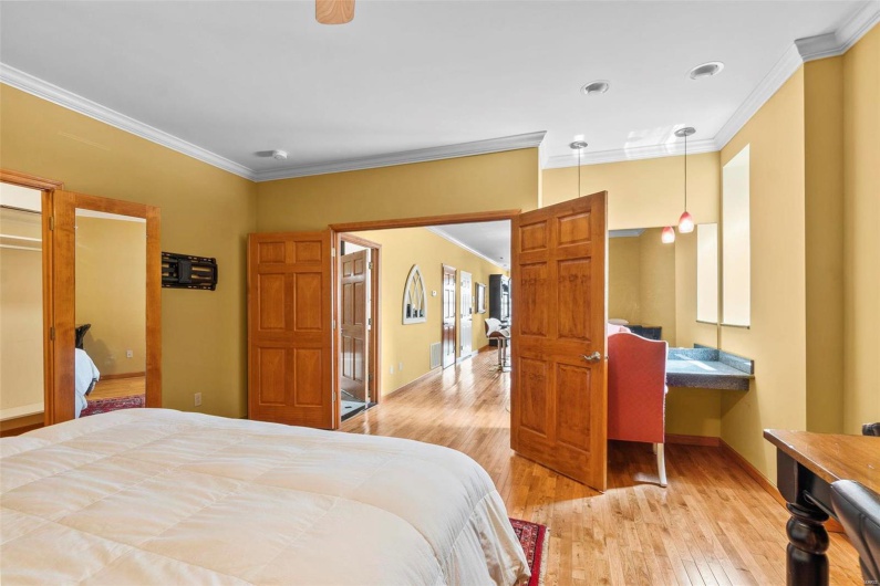 115 Water Street, Cape Girardeau, Missouri 63701, 1 Bedroom Bedrooms, 5 Rooms Rooms,1 BathroomBathrooms,Residential,For Sale,Water,MAR23050102