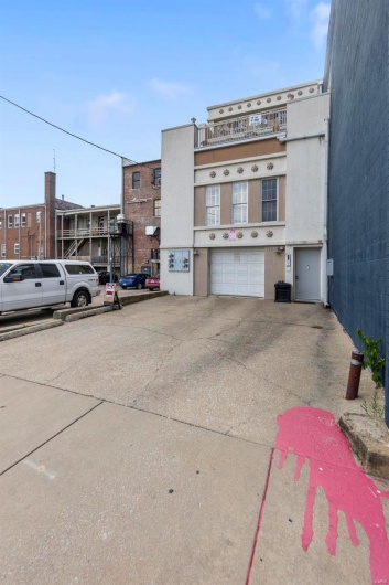 115 Water Street, Cape Girardeau, Missouri 63701, 1 Bedroom Bedrooms, 5 Rooms Rooms,1 BathroomBathrooms,Residential,For Sale,Water,MAR23050102