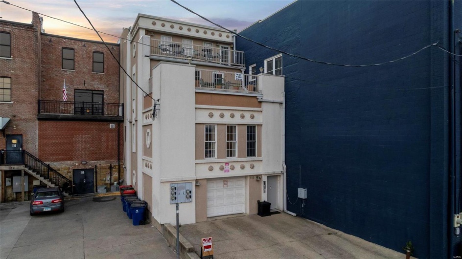 115 Water Street, Cape Girardeau, Missouri 63701, 1 Bedroom Bedrooms, 5 Rooms Rooms,1 BathroomBathrooms,Residential,For Sale,Water,MAR23050102