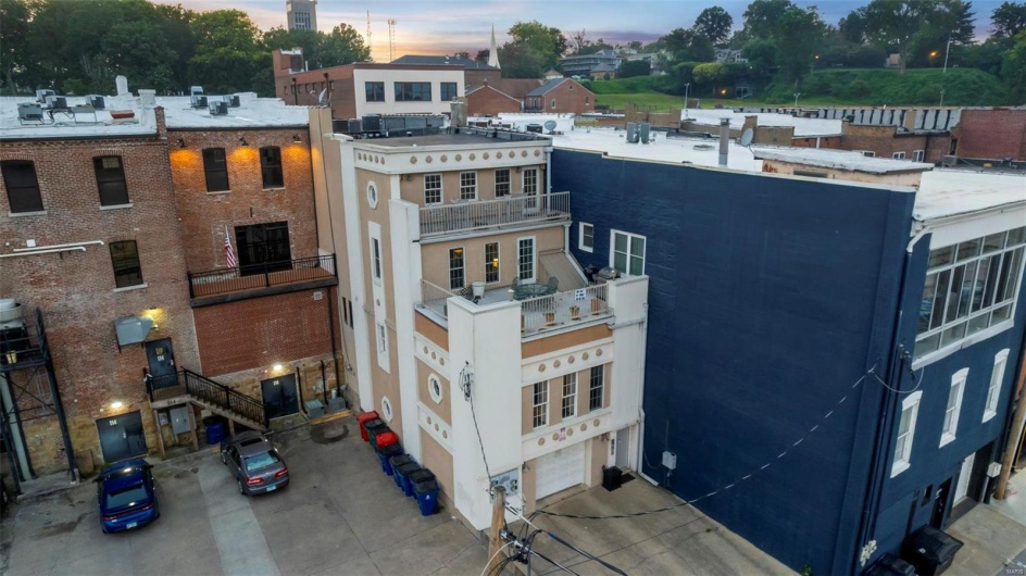 115 Water Street, Cape Girardeau, Missouri 63701, 1 Bedroom Bedrooms, 5 Rooms Rooms,1 BathroomBathrooms,Residential,For Sale,Water,MAR23050102