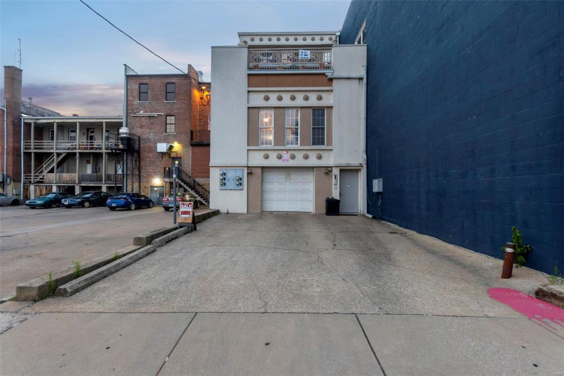 115 Water Street, Cape Girardeau, Missouri 63701, 1 Bedroom Bedrooms, 5 Rooms Rooms,1 BathroomBathrooms,Residential,For Sale,Water,MAR23050102