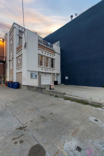 115 Water Street, Cape Girardeau, Missouri 63701, 1 Bedroom Bedrooms, 5 Rooms Rooms,1 BathroomBathrooms,Residential,For Sale,Water,MAR23050102