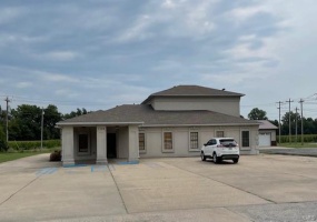 1124 Main Street, Sikeston, Missouri 63801, ,Commercial Lease,For Sale,Main Street,MAR23052537