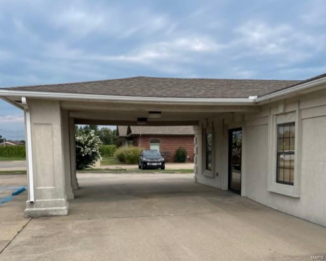 1124 Main Street, Sikeston, Missouri 63801, ,Commercial Lease,For Sale,Main Street,MAR23052537