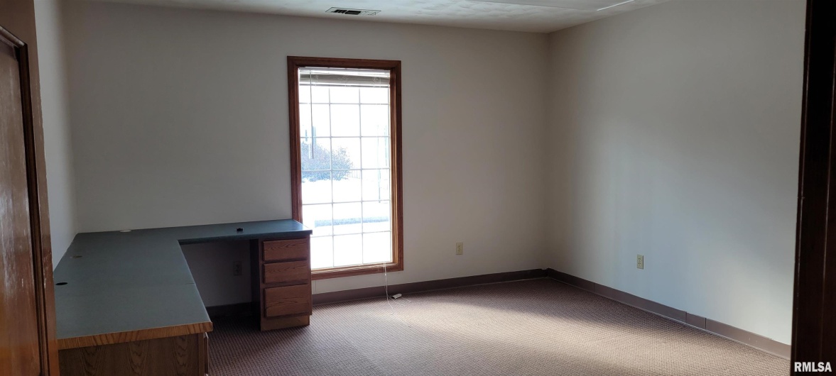 1300 Reed Station Road, Carbondale, Illinois 62901, 0 , 0 ,0,Commercial Sale,For Sale,Reed Station,0,RMAEB450532
