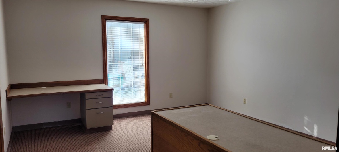 1300 Reed Station Road, Carbondale, Illinois 62901, 0 , 0 ,0,Commercial Sale,For Sale,Reed Station,0,RMAEB450532