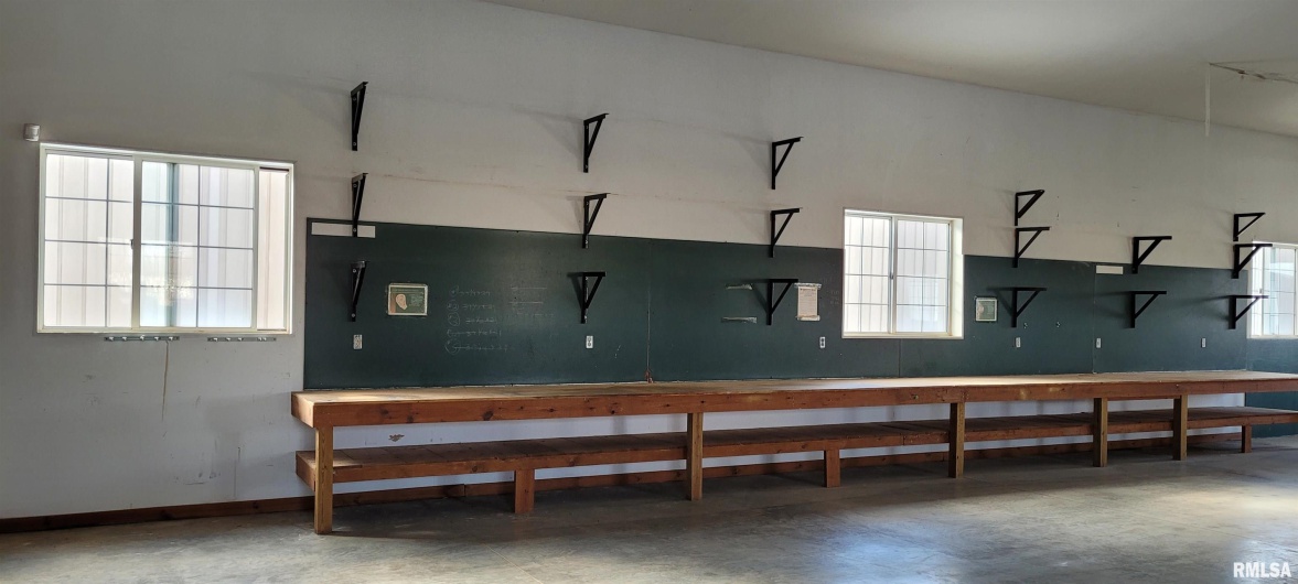 1300 Reed Station Road, Carbondale, Illinois 62901, 0 , 0 ,0,Commercial Sale,For Sale,Reed Station,0,RMAEB450532