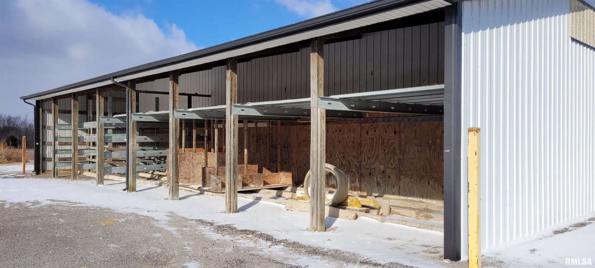 1300 Reed Station Road, Carbondale, Illinois 62901, 0 , 0 ,0,Commercial Sale,For Sale,Reed Station,0,RMAEB450532
