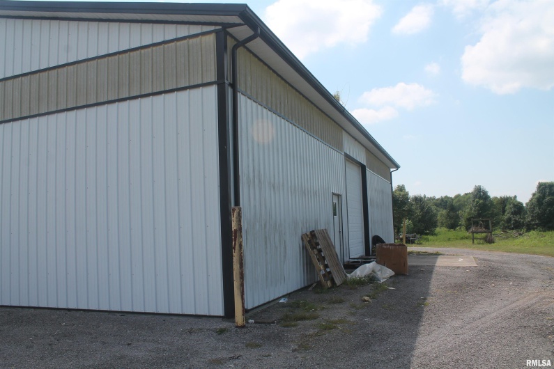 1300 Reed Station Road, Carbondale, Illinois 62901, 0 , 0 ,0,Commercial Sale,For Sale,Reed Station,0,RMAEB450532