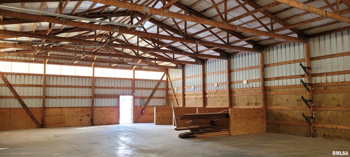 1300 Reed Station Road, Carbondale, Illinois 62901, 0 , 0 ,0,Commercial Sale,For Sale,Reed Station,0,RMAEB450532