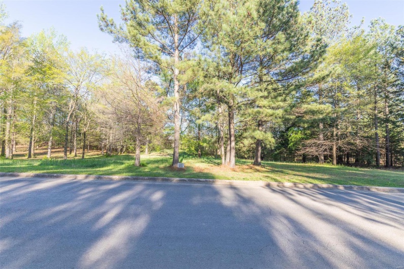 0 Lot # 26 Westwood Highlands, Poplar Bluff, Missouri 63901, ,Land,For Sale,Lot # 26 Westwood Highlands,MAR22057636