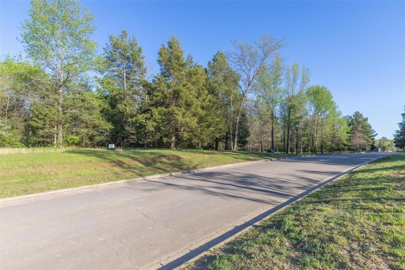 0 Lot # 23 Westwood Highlands, Poplar Bluff, Missouri 63901, ,Land,For Sale,Lot # 23 Westwood Highlands,MAR22057612
