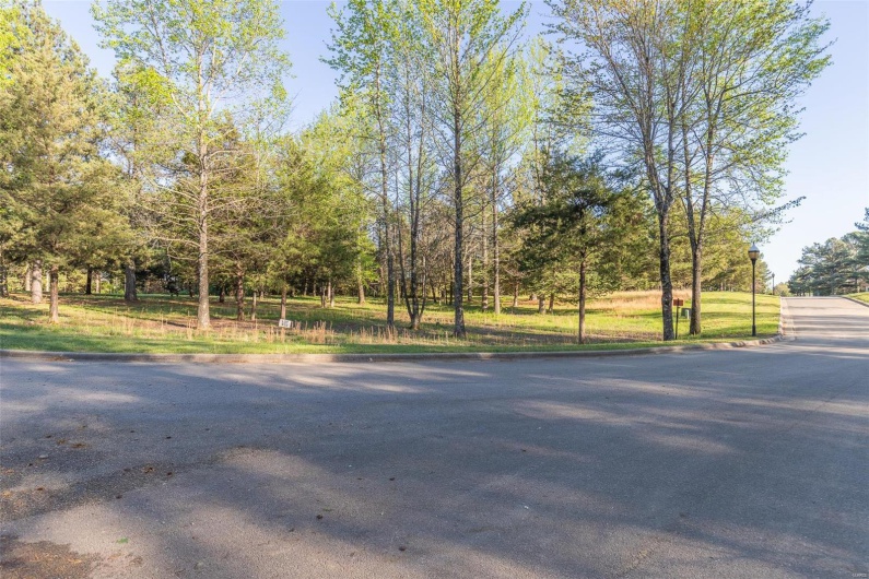 0 Lot # 22 Westwood Highlands, Poplar Bluff, Missouri 63901, ,Land,For Sale,Lot # 22 Westwood Highlands,MAR22057607