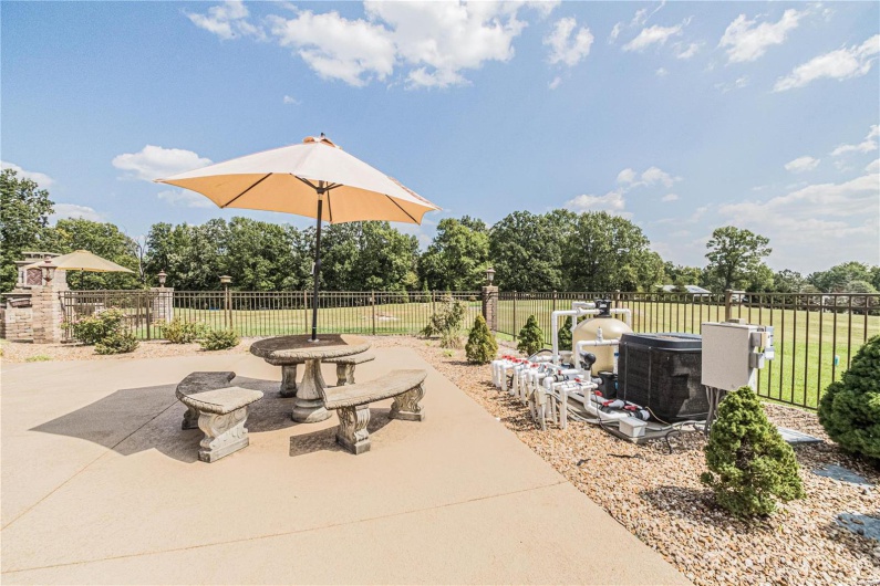 6708 Brown Lane, Poplar Bluff, Missouri 63901, 6 Bedrooms Bedrooms, 21 Rooms Rooms,6 BathroomsBathrooms,Residential,For Sale,Brown,MAR23056382
