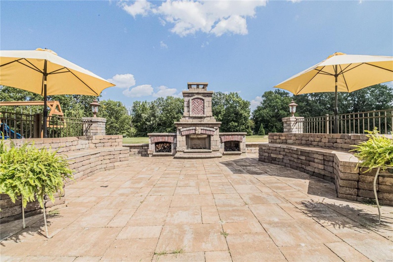6708 Brown Lane, Poplar Bluff, Missouri 63901, 6 Bedrooms Bedrooms, 21 Rooms Rooms,6 BathroomsBathrooms,Residential,For Sale,Brown,MAR23056382