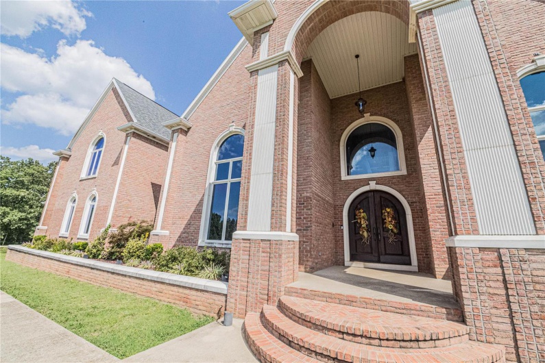 6708 Brown Lane, Poplar Bluff, Missouri 63901, 6 Bedrooms Bedrooms, 21 Rooms Rooms,6 BathroomsBathrooms,Residential,For Sale,Brown,MAR23056382