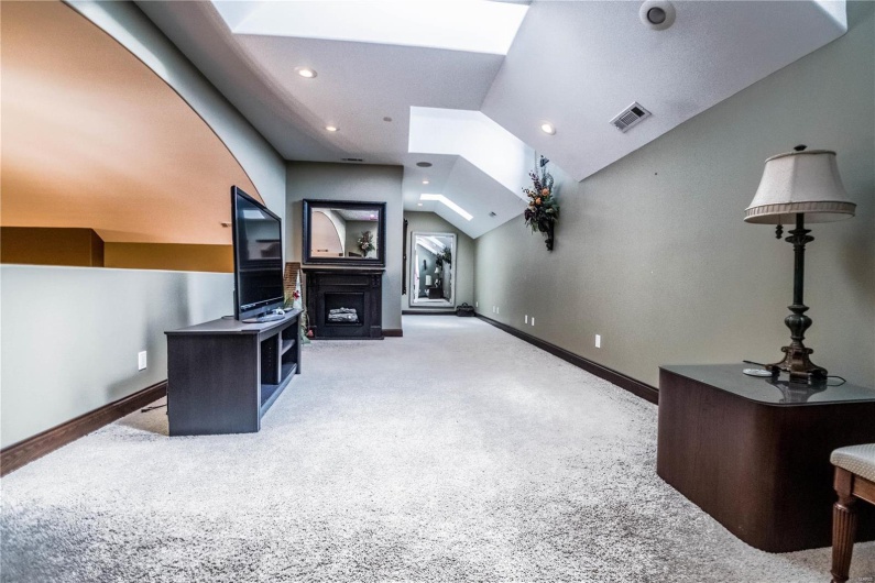 6708 Brown Lane, Poplar Bluff, Missouri 63901, 6 Bedrooms Bedrooms, 21 Rooms Rooms,6 BathroomsBathrooms,Residential,For Sale,Brown,MAR23056382