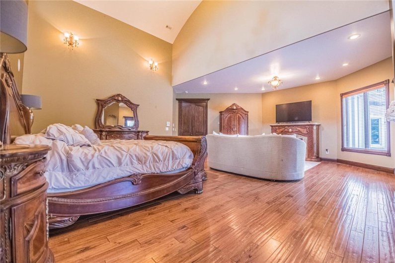 6708 Brown Lane, Poplar Bluff, Missouri 63901, 6 Bedrooms Bedrooms, 21 Rooms Rooms,6 BathroomsBathrooms,Residential,For Sale,Brown,MAR23056382