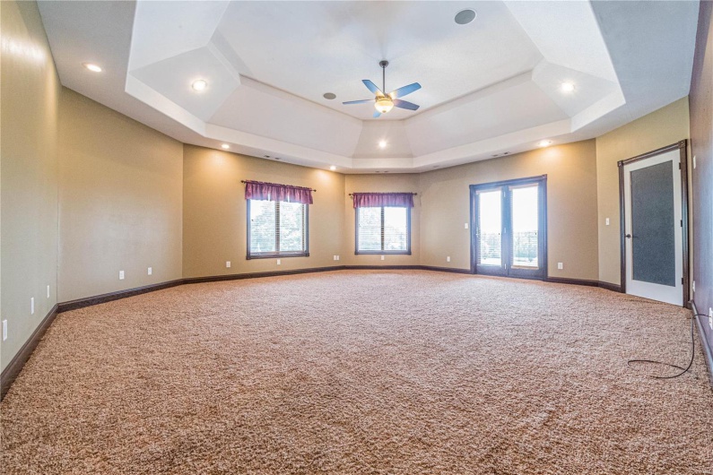 6708 Brown Lane, Poplar Bluff, Missouri 63901, 6 Bedrooms Bedrooms, 21 Rooms Rooms,6 BathroomsBathrooms,Residential,For Sale,Brown,MAR23056382