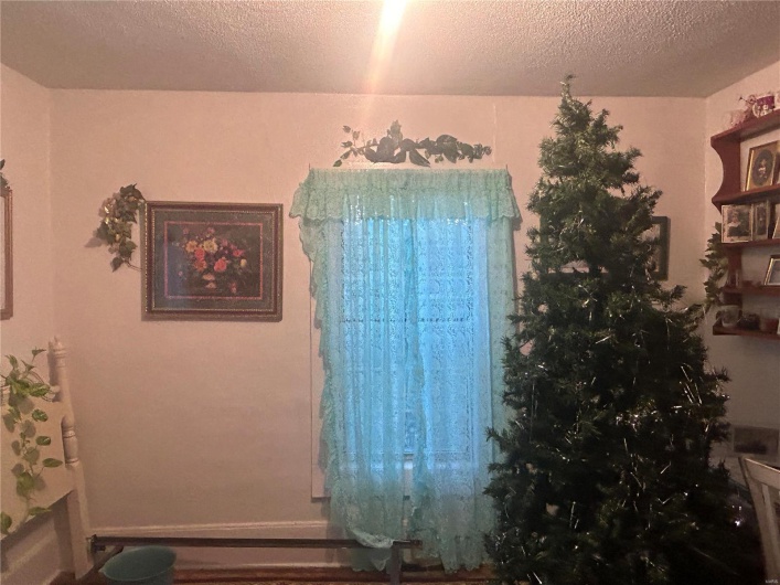 1409 Spring Street, Poplar Bluff, Missouri 63901, 3 Bedrooms Bedrooms, 8 Rooms Rooms,1 BathroomBathrooms,Residential,For Sale,Spring Street,MAR23061738