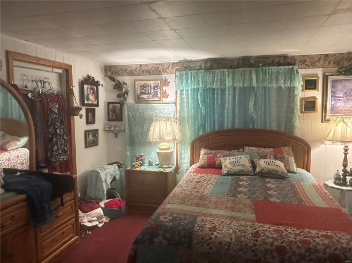 1409 Spring Street, Poplar Bluff, Missouri 63901, 3 Bedrooms Bedrooms, 8 Rooms Rooms,1 BathroomBathrooms,Residential,For Sale,Spring Street,MAR23061738