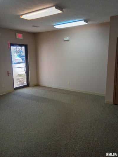 812 SKYLINE Drive, Marion, Illinois 62959, 0 , 0 ,0,Commercial Lease,For Sale,SKYLINE,0,RMAEB451177