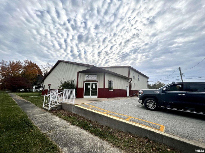 400 BROADWAY, Goreville, Illinois 62939, 0 , 0 ,0,Commercial Sale,For Sale,BROADWAY,0,RMAEB451220