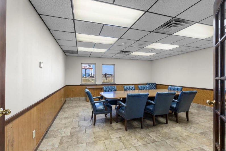 450 Siemers Drive, Cape Girardeau, Missouri 63701, ,Commercial Lease,For Sale,Siemers,MAR23066863