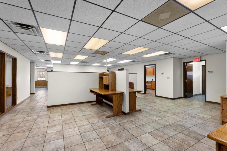 450 Siemers Drive, Cape Girardeau, Missouri 63701, ,Commercial Lease,For Sale,Siemers,MAR23066863