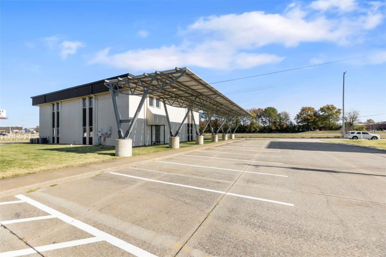 450 Siemers Drive, Cape Girardeau, Missouri 63701, ,Commercial Lease,For Sale,Siemers,MAR23066863