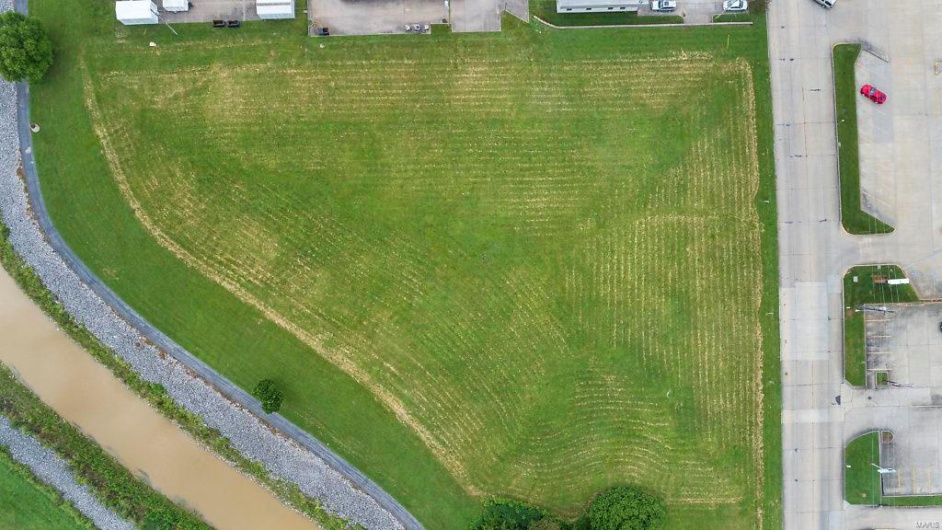 0 Broadview, Cape Girardeau, Missouri 63703, ,Commercial Sale,For Sale,Broadview,MAR20027018