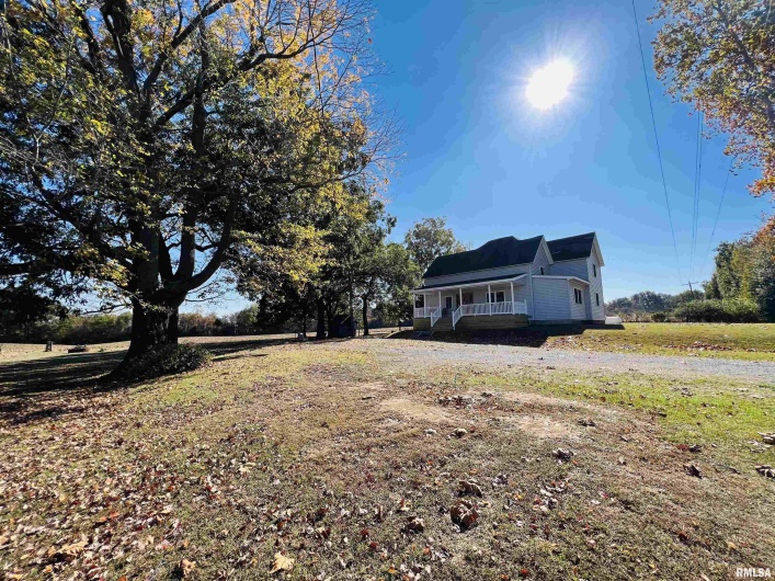 17064 Old Frankfort Road, Johnston City, Illinois 62951, 5 Bedrooms Bedrooms, 0 ,2 BathroomsBathrooms,Residential,For Sale,Old Frankfort,0,RMAEB451336