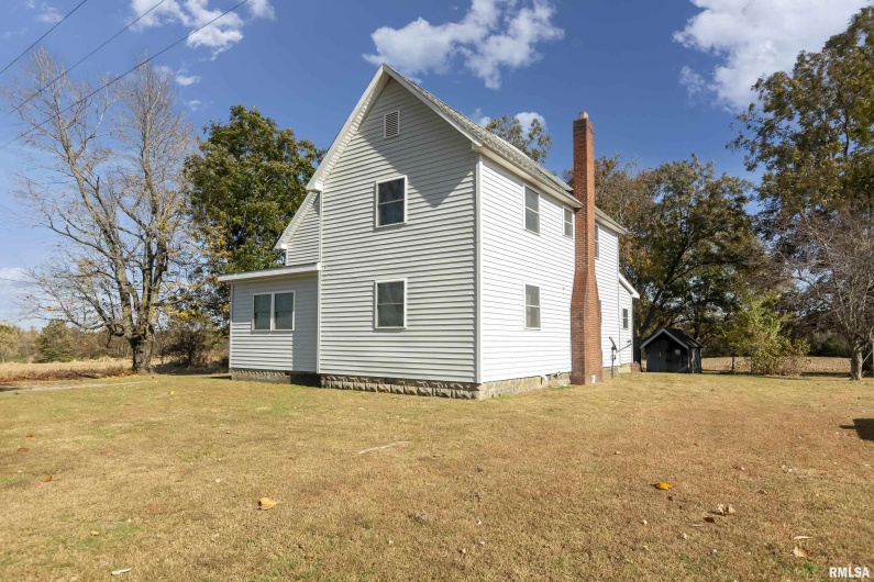 17064 Old Frankfort Road, Johnston City, Illinois 62951, 5 Bedrooms Bedrooms, 0 ,2 BathroomsBathrooms,Residential,For Sale,Old Frankfort,0,RMAEB451336